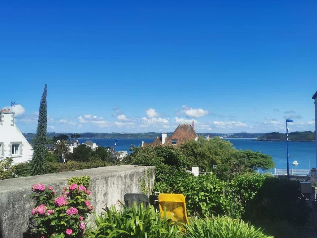 Photo de Ti Laouen - maison cocooning vue mer