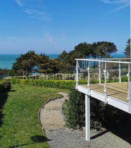 TY KERLUZ - Vue Mer et Plage à 80m à Locquirec