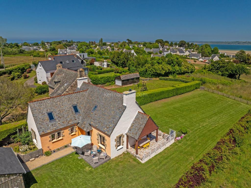 photo de Villa - vue mer - 800m de la plage