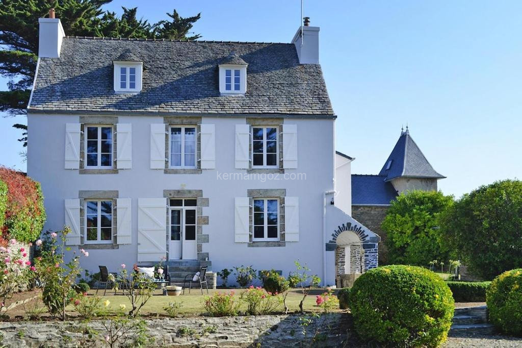 Photo de Villa in Locquirec with garden